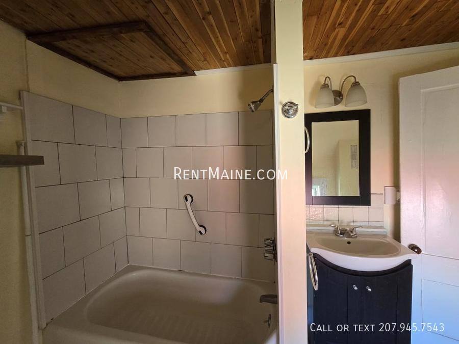 Apartment for rent at 74 Stillwater Ave, Bangor, ME 04401