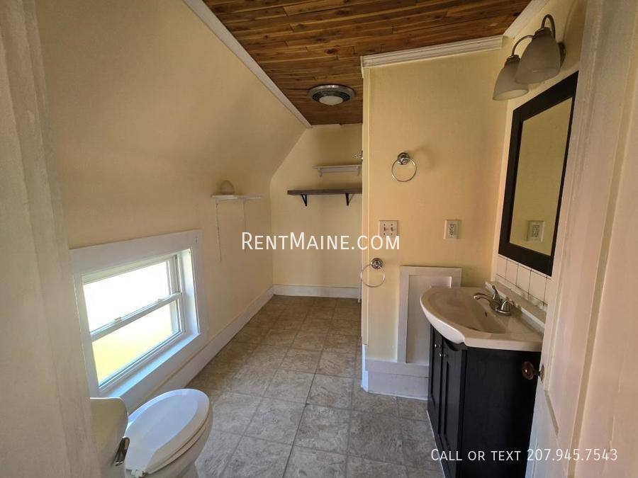 Apartment for rent at 74 Stillwater Ave, Bangor, ME 04401