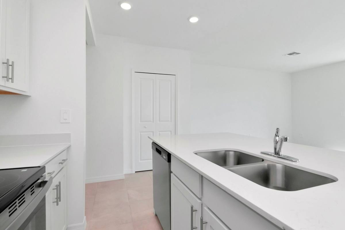 Townhouse for rent at 14424 Lilac Sky Terrace, Bradenton, FL 34211