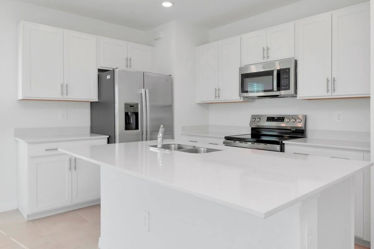 Townhouse for rent at 14424 Lilac Sky Terrace, Bradenton, FL 34211