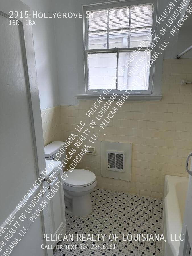 Apartment for rent at 2915 Hollygrove St, New Orleans, LA 70118
