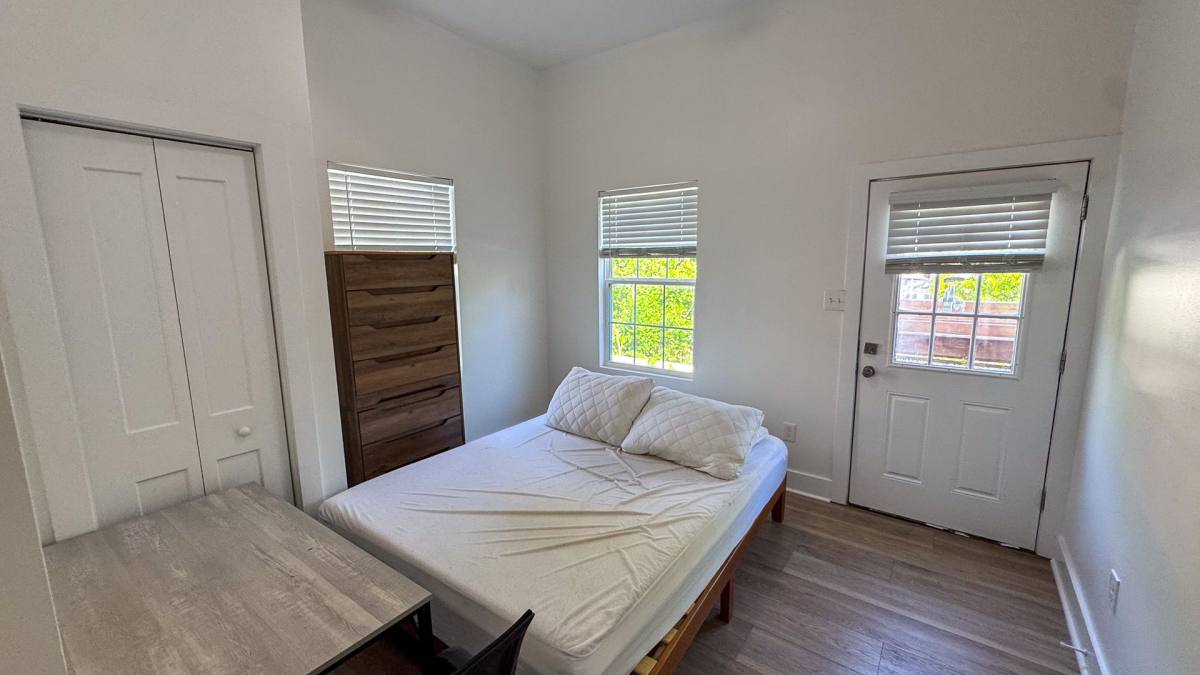 Apartment for rent at 636, 638, 640 Audubon St, New Orleans, LA 70118