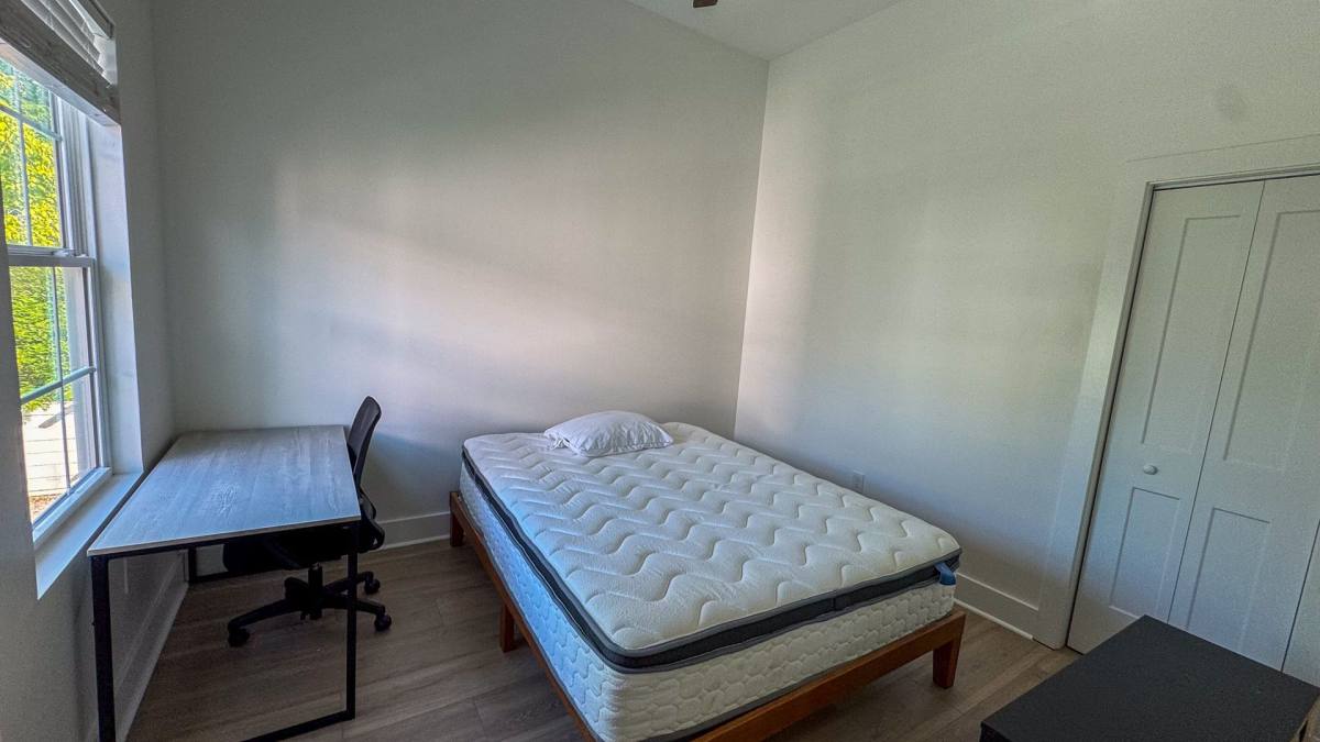 Apartment for rent at 636, 638, 640 Audubon St, New Orleans, LA 70118