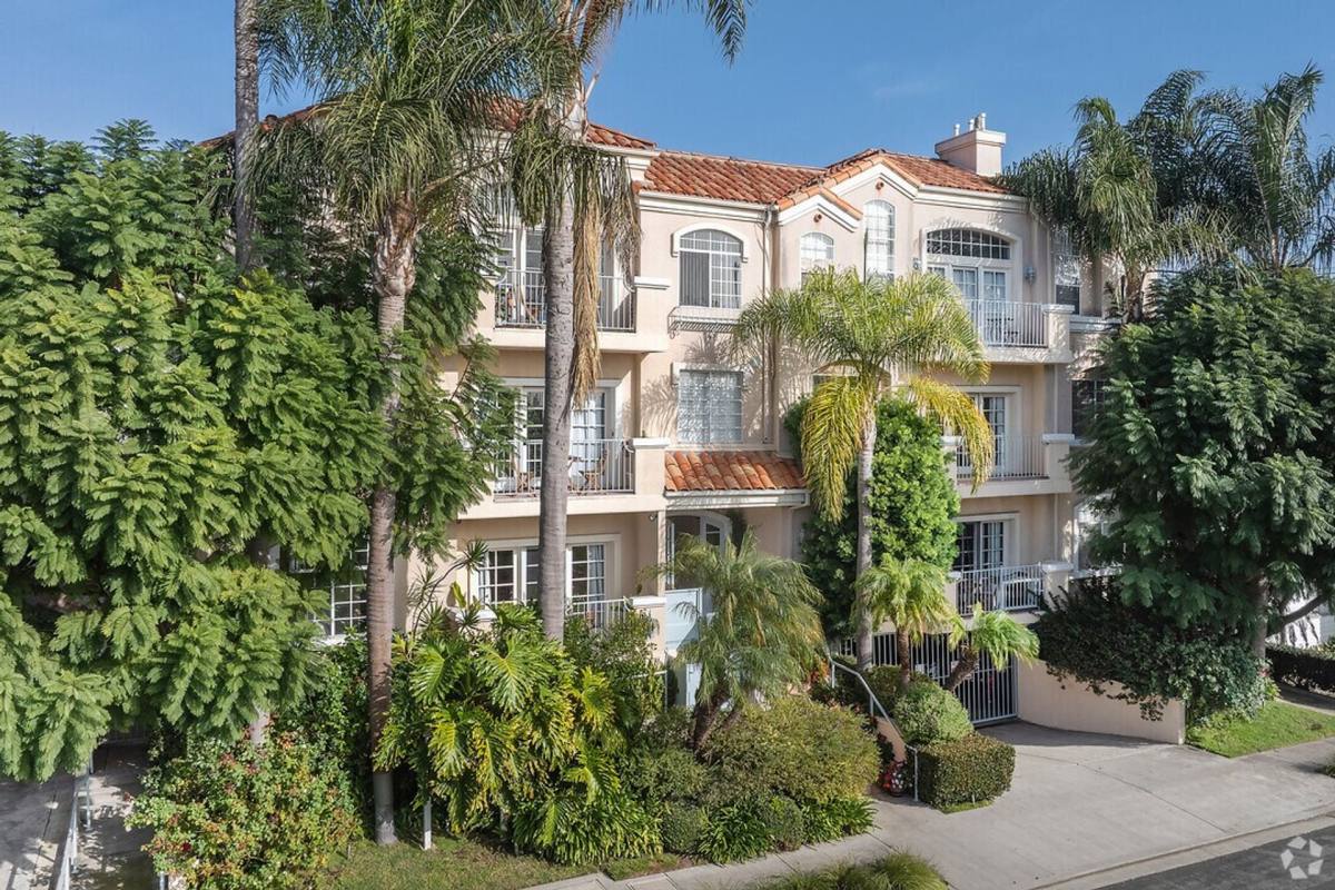 Apartment for rent at 1744 Butler Ave, Los Angeles, CA 90025