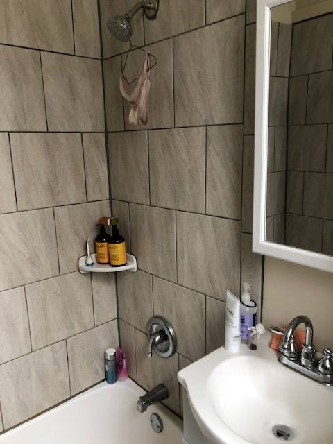 Apartment for rent at 5213 5th Ave, Pittsburgh, PA 15232