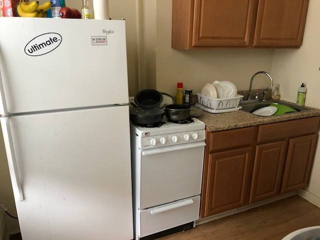Apartment for rent at 5213 5th Ave, Pittsburgh, PA 15232