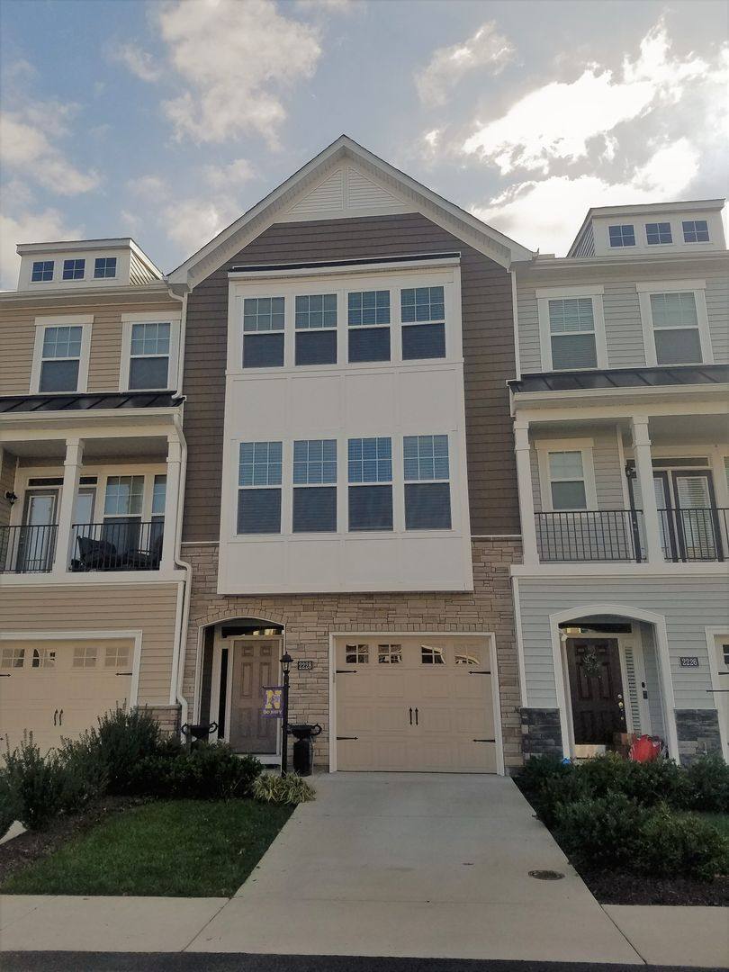 Townhouse for rent at 2228 Perennial Circle, Henrico, VA 23233