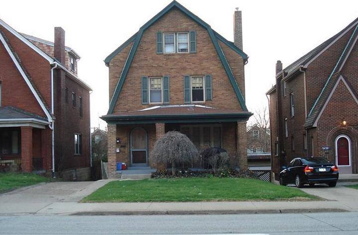 House for rent at 5435 5th Ave #2, Pittsburgh, PA 15232
