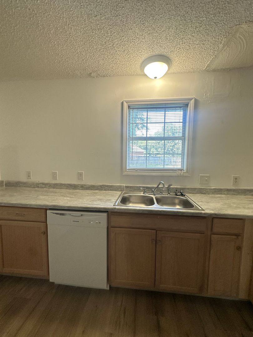 Apartment for rent at 9623 County Rd, Enterprise, AL 36330