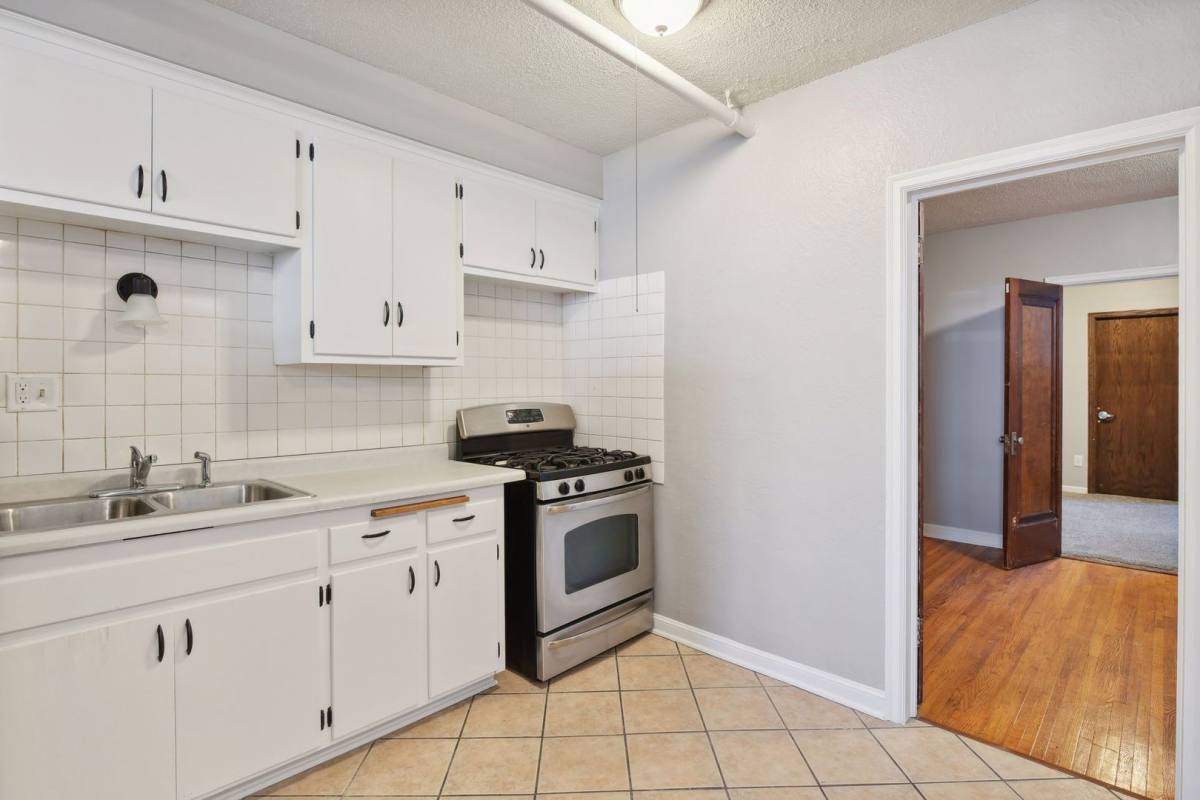 Apartment for rent at 3322 Blaisdell Ave S, Minneapolis, MN 55408