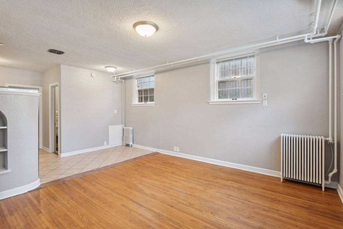 Apartment for rent at 3322 Blaisdell Ave S, Minneapolis, MN 55408