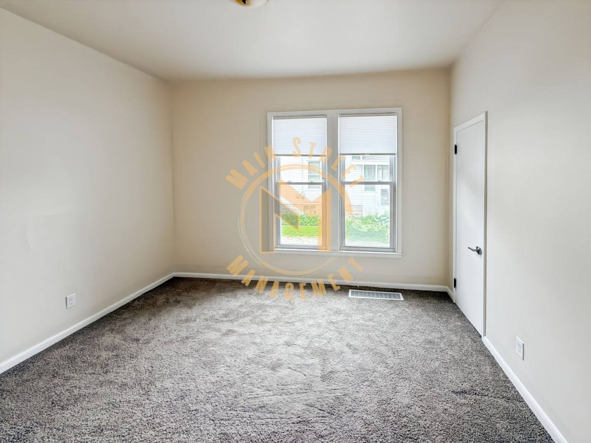 Apartment for rent at 700 Merritt Ave, Oshkosh, WI 54901