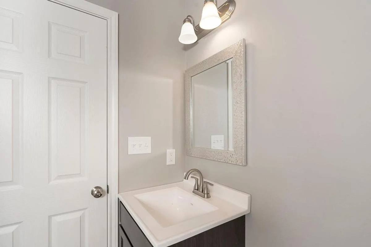 Apartment for rent at 523-525 N St, Gladewater, TX 75647