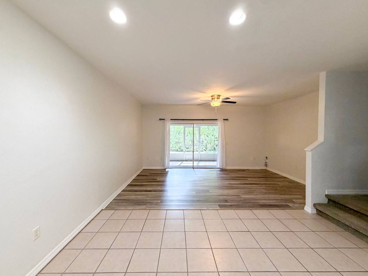 Condo for rent at 13200 W Newberry Road, Ee-175, Newberry, FL 32669