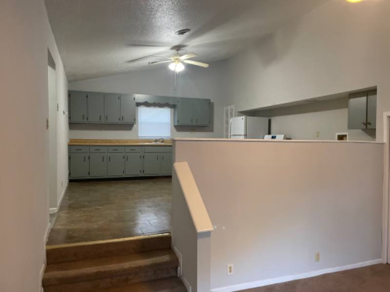 Apartment for rent at 165 Midway Dr #D, Oliver Springs, TN 37840