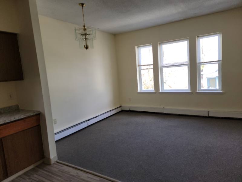 Apartment for rent at 43 Lenox St #5, Hartford, CT 06112