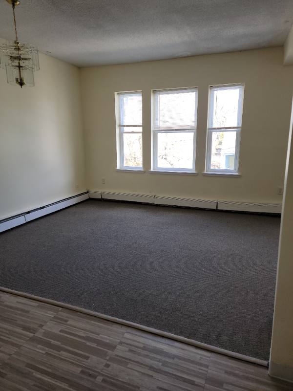 Apartment for rent at 43 Lenox St #5, Hartford, CT 06112