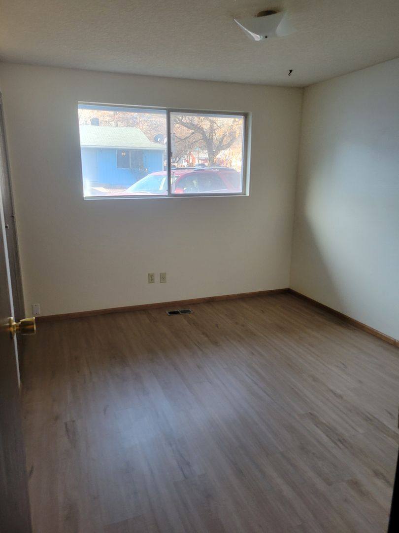Apartment for rent at 1004-1010 C Ave, La Grande, OR 97850