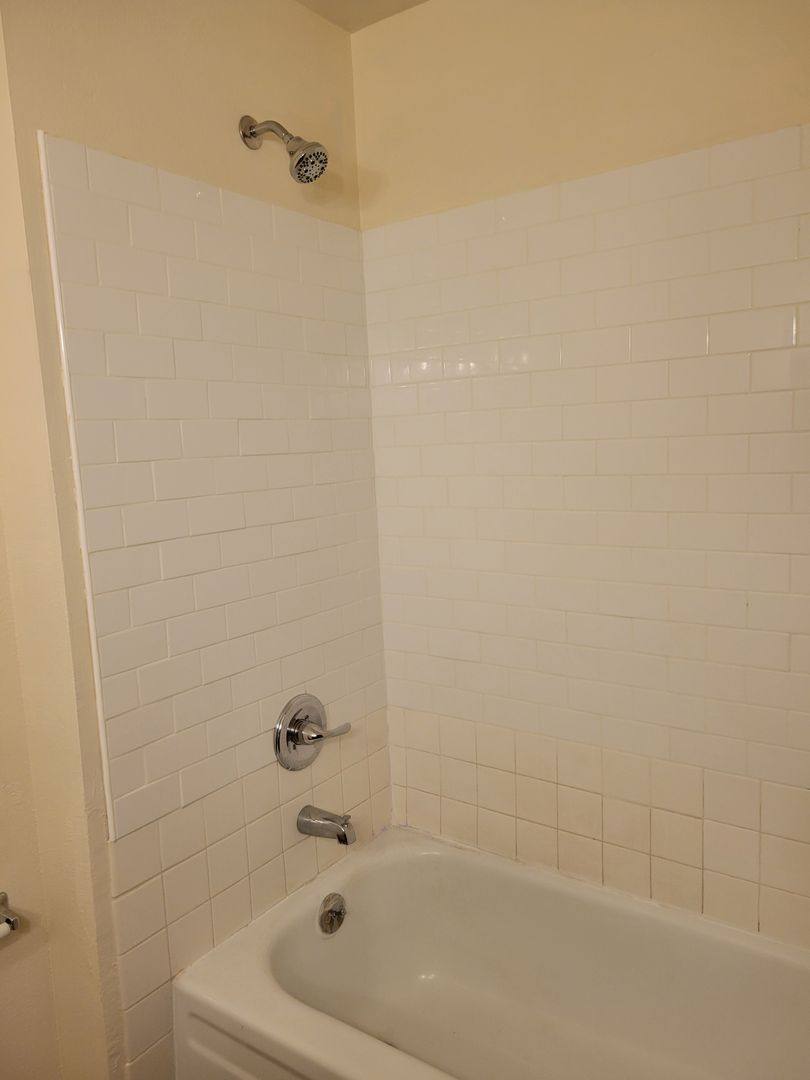 Apartment for rent at 1004-1010 C Ave, La Grande, OR 97850