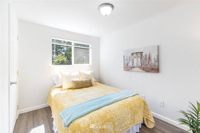 Apartment for rent at 1744 Rainier Ave, Bremerton, WA 98312
