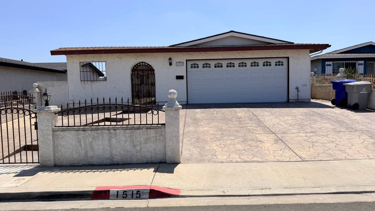 House for rent at 1515 Kenalan Dr, San Diego, CA 92154