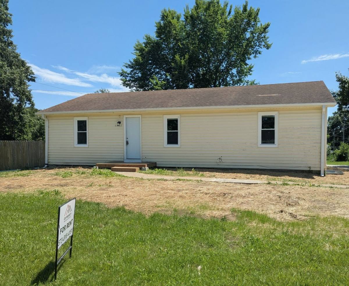 Apartment for rent at 4408 Rice Rd, Columbia, MO 65202