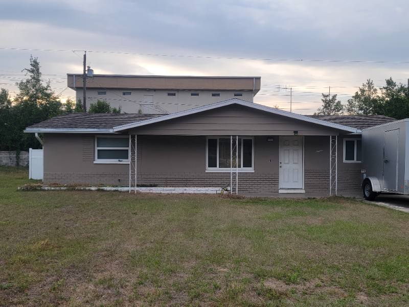 House for rent at 16 N Melbourne St, Beverly Hills, FL 34465