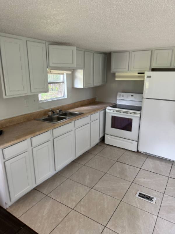 House for rent at 1929 Arthur Lawrence Dr, McClellanville, SC 29458