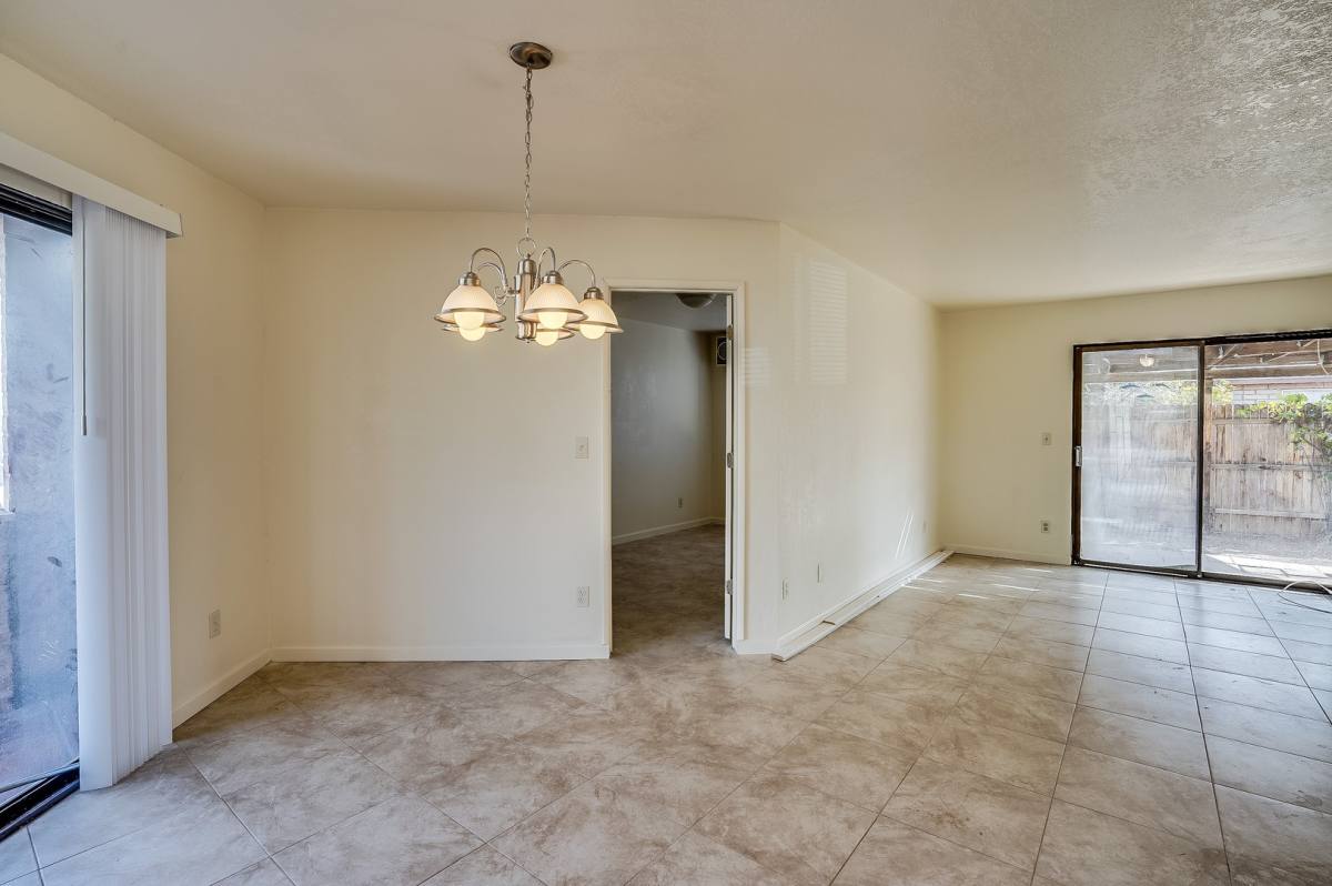 House for rent at 422 E Navajo Rd, Tucson, AZ 85705