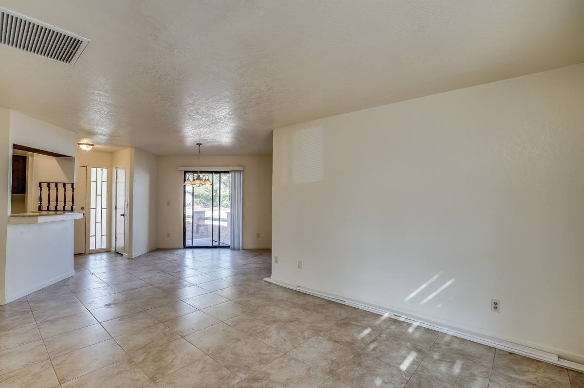 House for rent at 422 E Navajo Rd, Tucson, AZ 85705