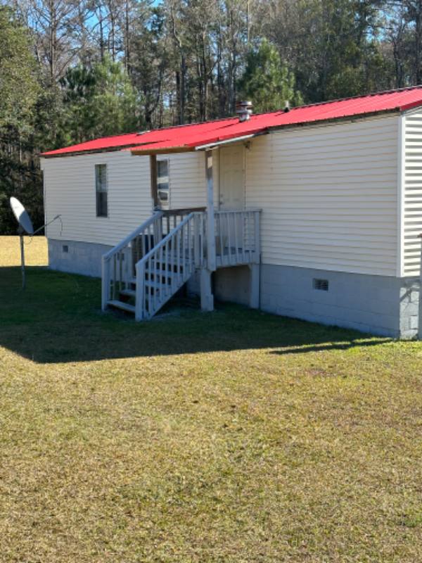 House for rent at 2104 Rutledge Rd, McClellanville, SC 29458