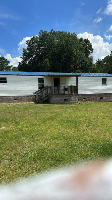 House for rent at 1921 Arthur Lawrence Dr, McClellanville, SC 29458