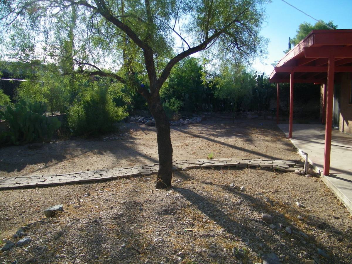 House for rent at 618 N Medford Dr, Tucson, AZ 85710