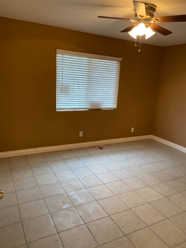House for rent at 16510 Lakeshore Dr, Lake Elsinore, CA 92530