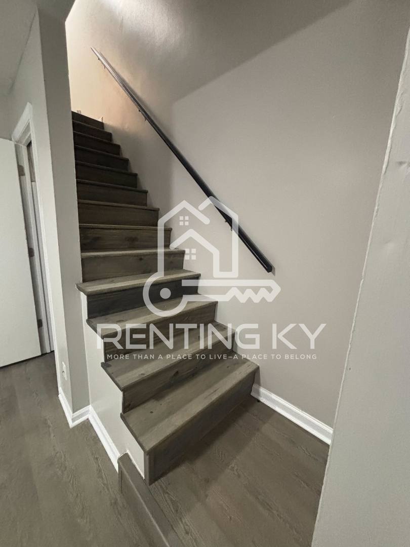 Townhouse for rent at 1663 Foxhaven Dr, Richmond, KY 40475