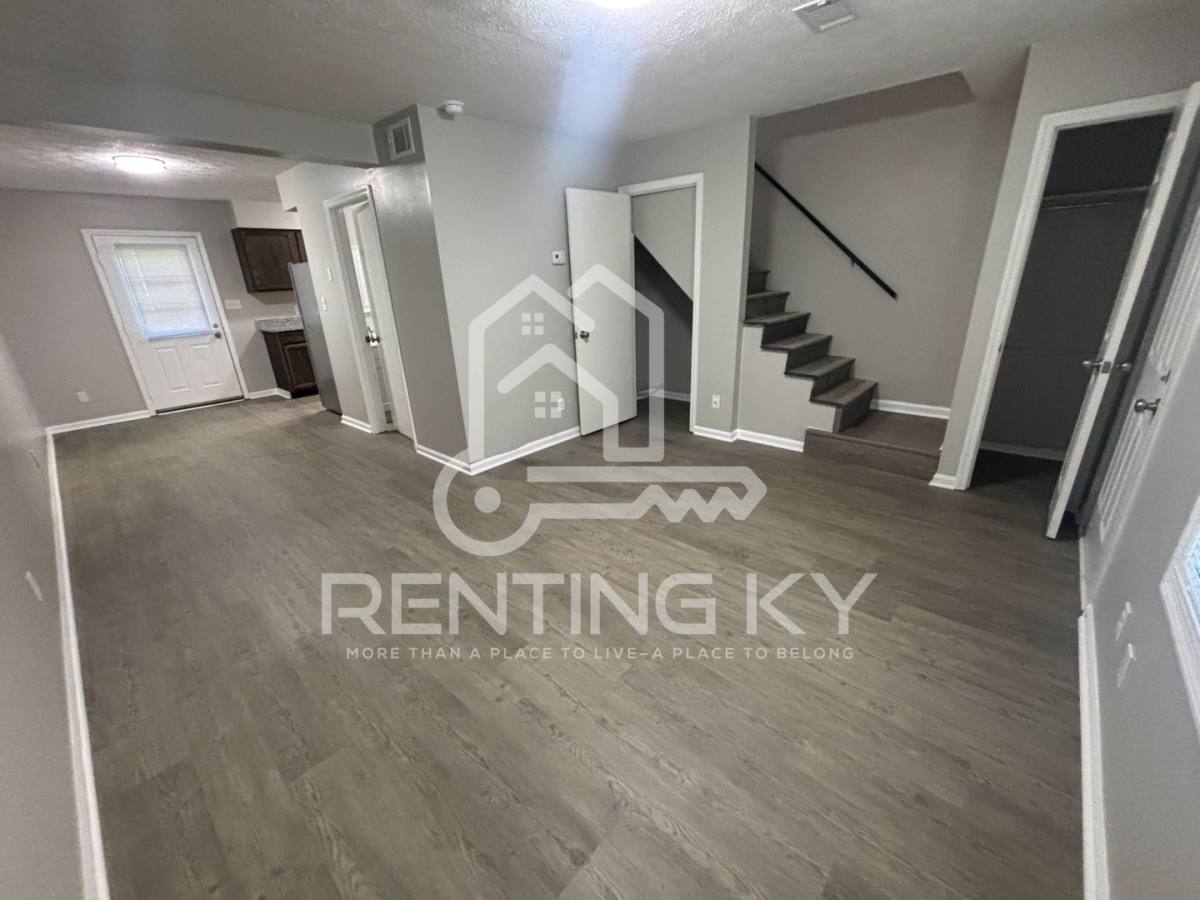 Townhouse for rent at 1663 Foxhaven Dr, Richmond, KY 40475