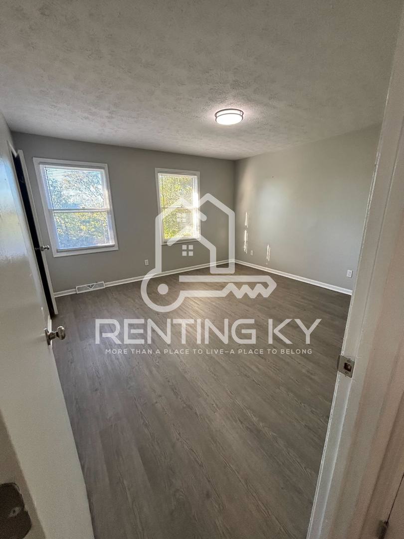 Townhouse for rent at 1663 Foxhaven Dr, Richmond, KY 40475