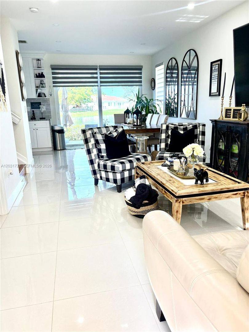 Townhouse for rent at 677 NW 170th Terrace, Pembroke Pines, FL 33028