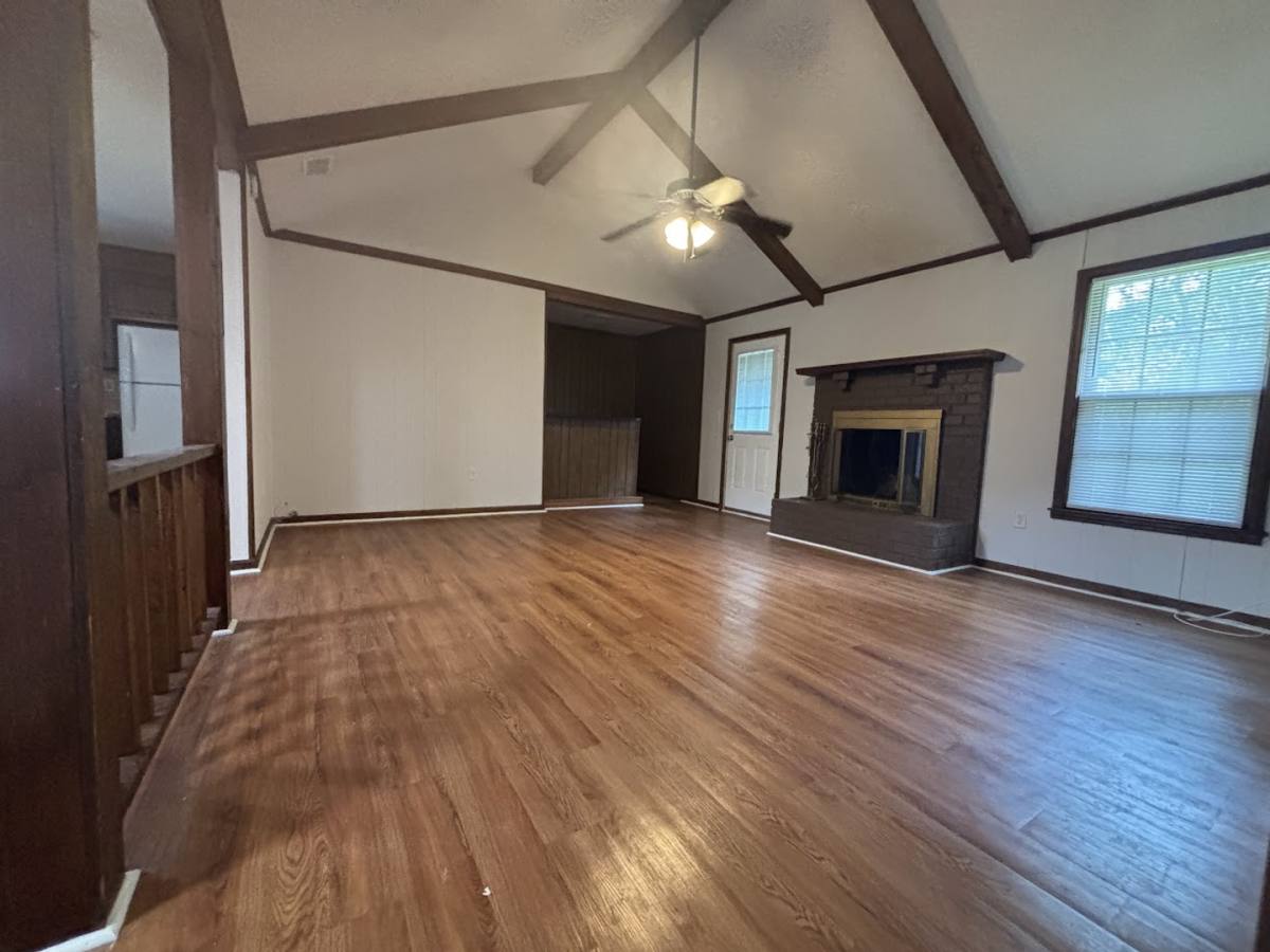 House for rent at 206 Longleaf Rd, Summerville, SC 29486