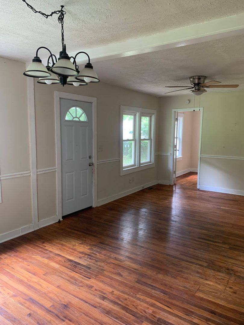 House for rent at 43 Berry Ave, Newnan, GA 30263