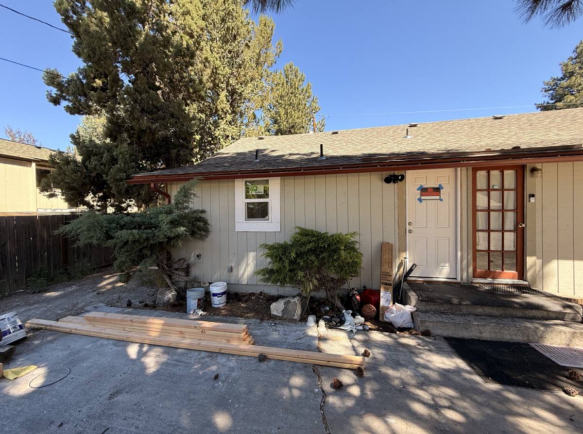 Townhouse for rent at 7 SW McKinley Ave, Bend, OR 97702