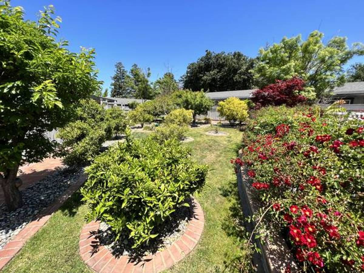 Apartment for rent at 942 Ponderosa Ave, Sunnyvale, CA 94086