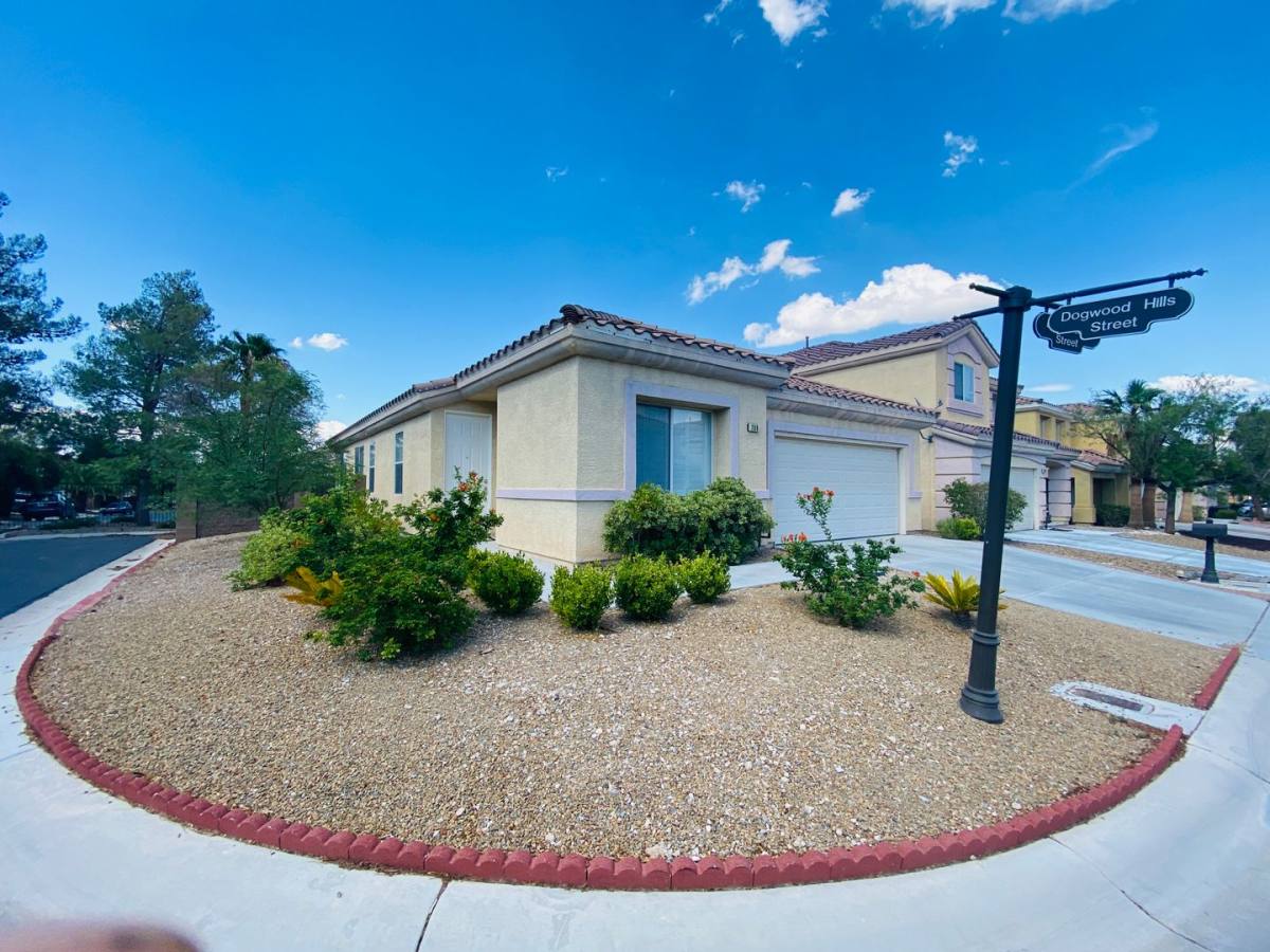 House for rent at 286 Duck Hollow Ave, Las Vegas, NV 89148