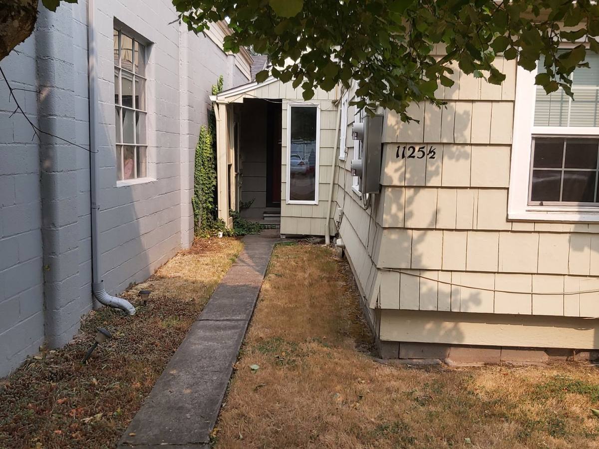 Apartment for rent at 1125 & 1 2 SW, Corvallis, OR 97333