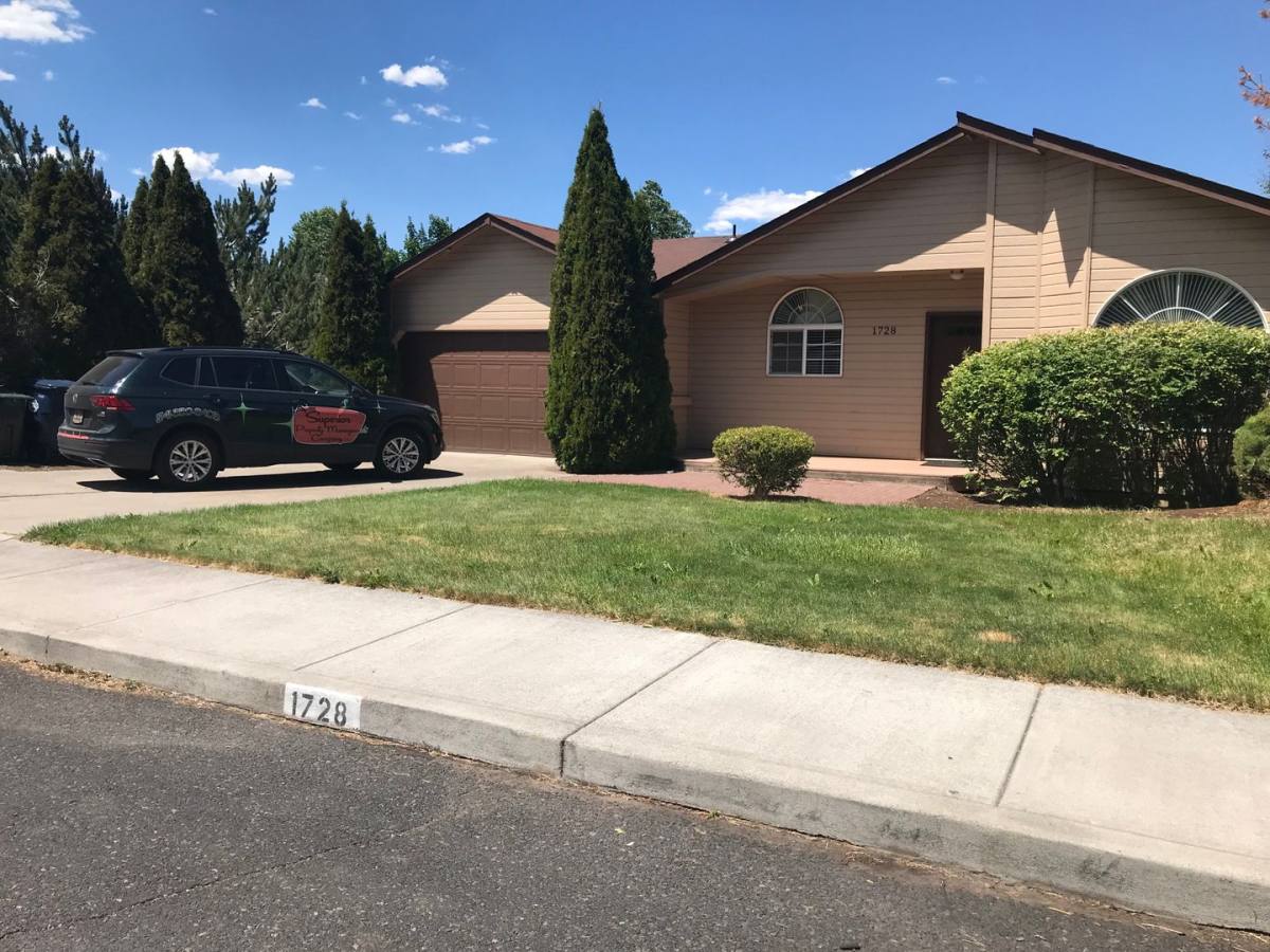 House for rent at 1728 NE Mark Court, Bend, OR 97701
