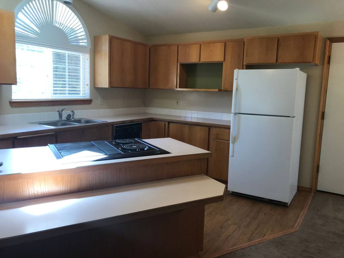 House for rent at 1728 NE Mark Court, Bend, OR 97701