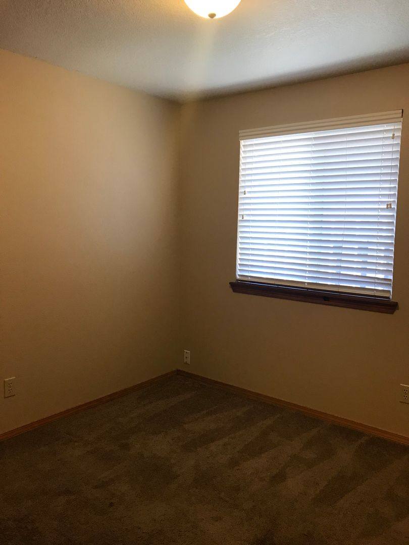 House for rent at 1728 NE Mark Court, Bend, OR 97701