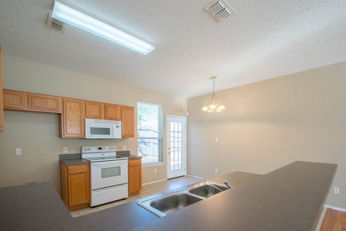 House for rent at 6316 Downeast Dr, Fort Worth, TX 76179