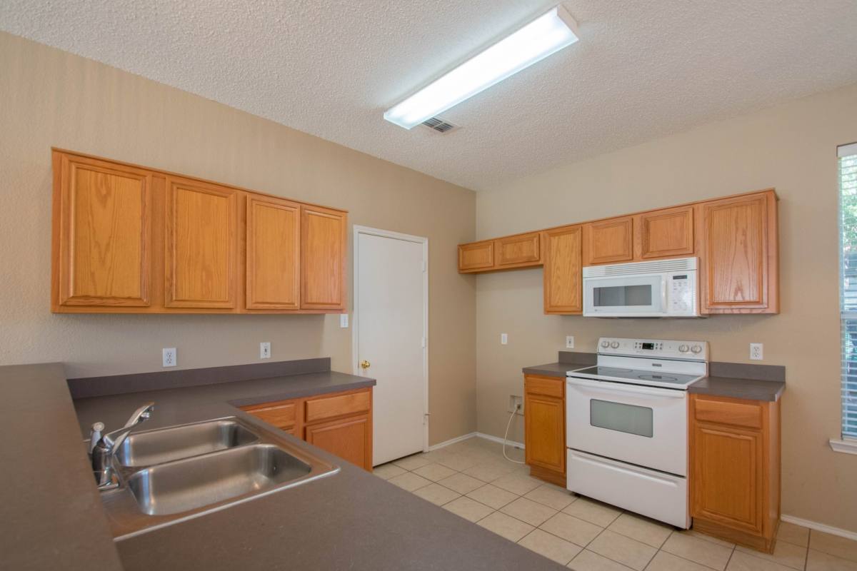 House for rent at 6316 Downeast Dr, Fort Worth, TX 76179