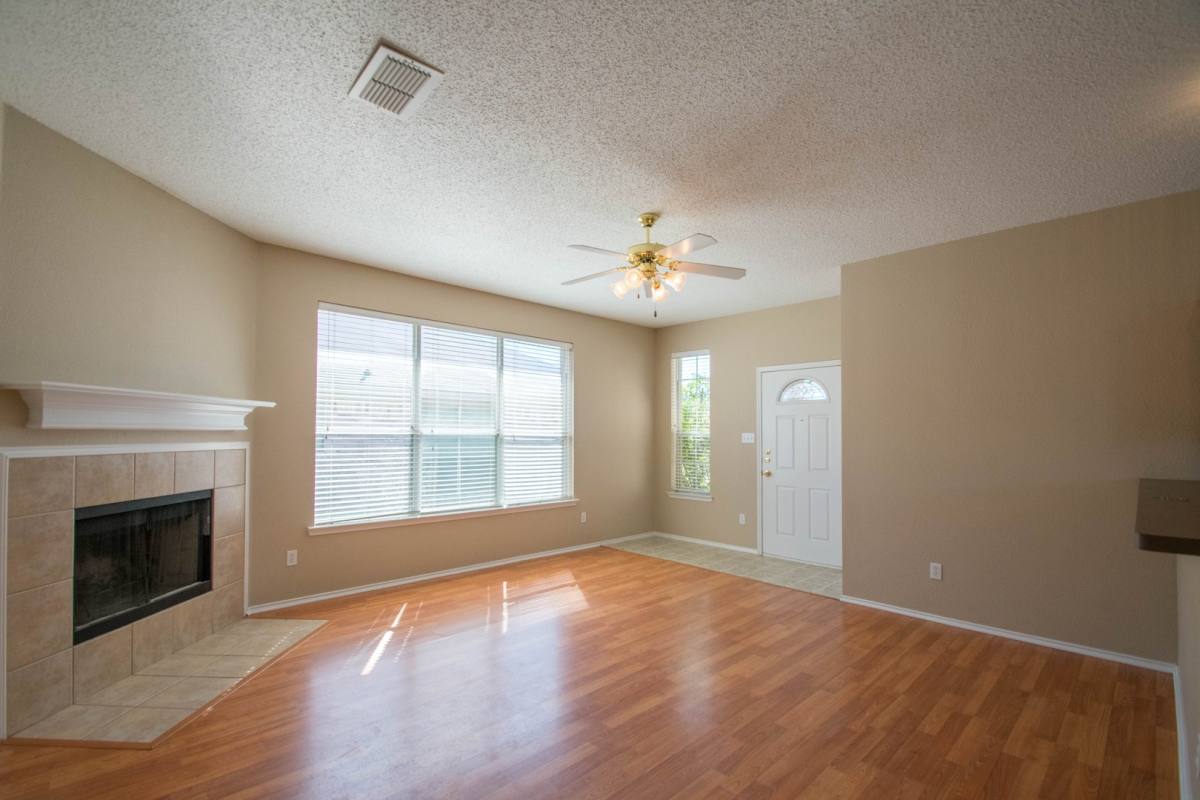 House for rent at 6316 Downeast Dr, Fort Worth, TX 76179